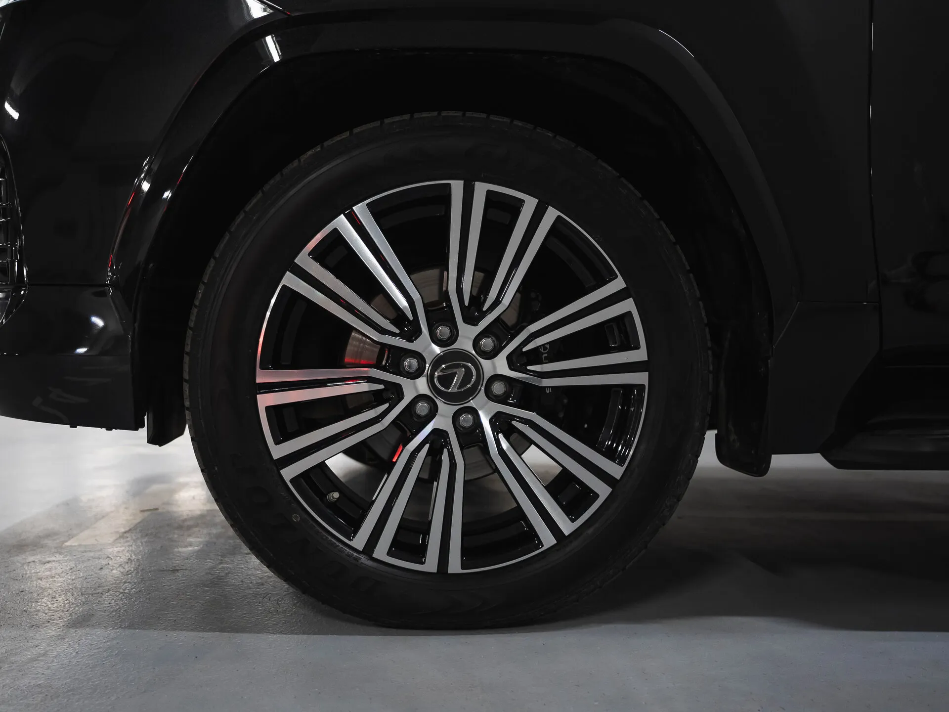 Lexus LX 600 — 4
