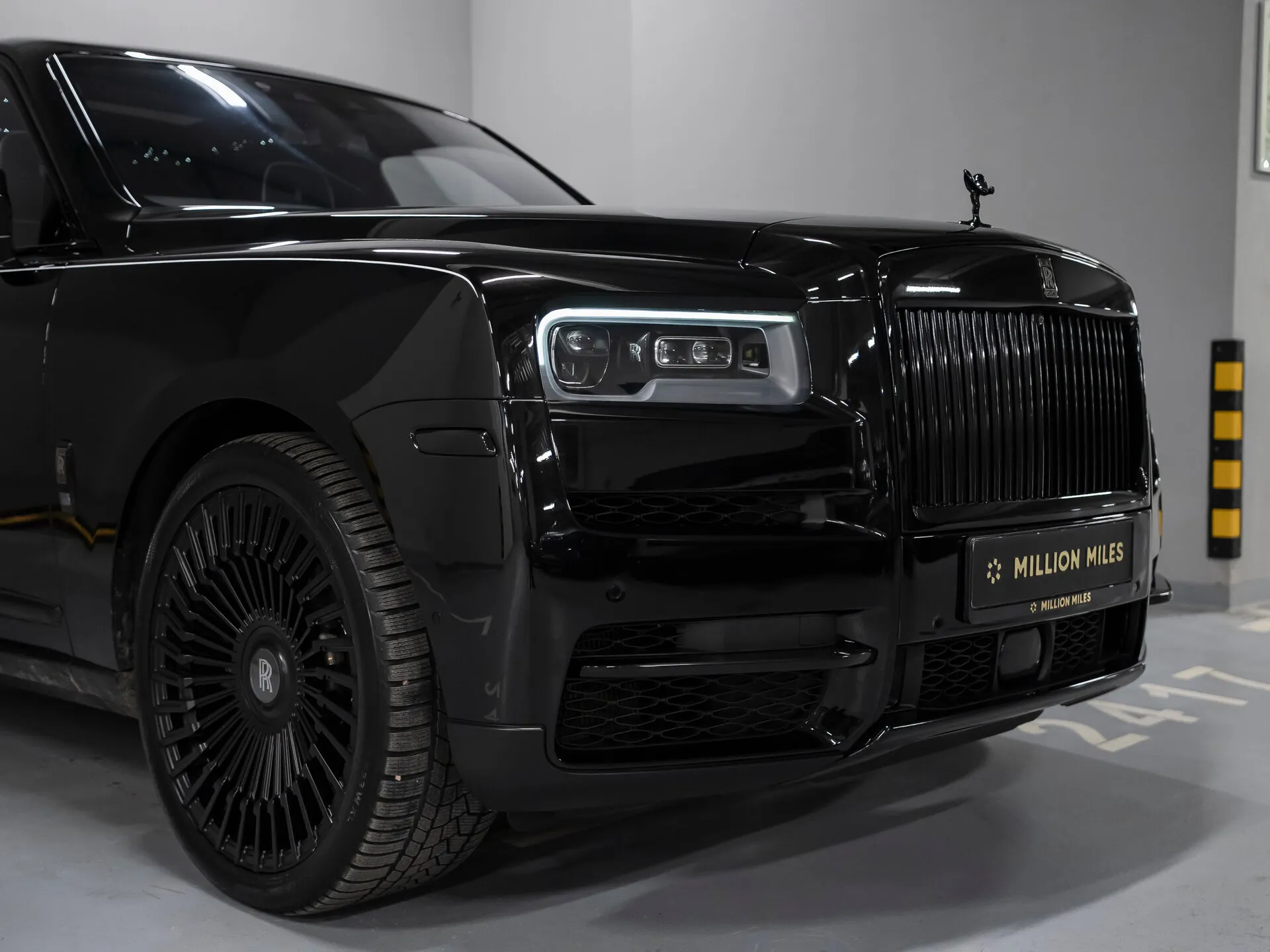 Rolls-Royce Cullinan, I — 6