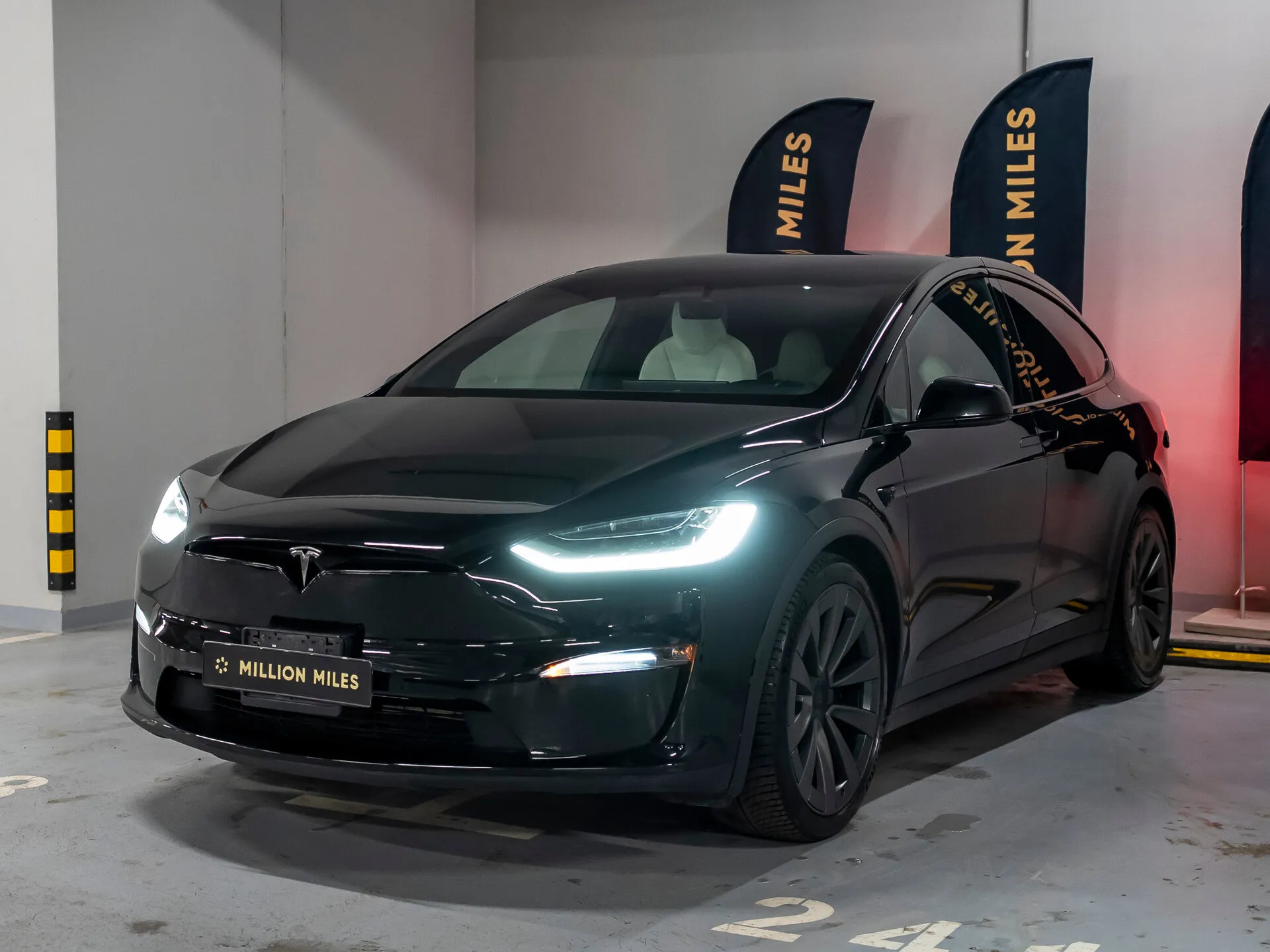 Tesla Model X — 7
