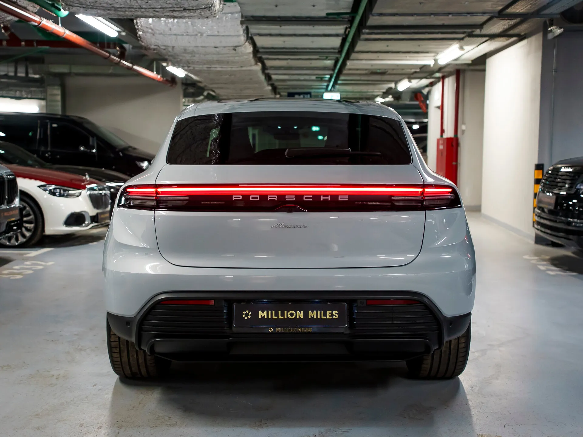 Porsche Macan — 8