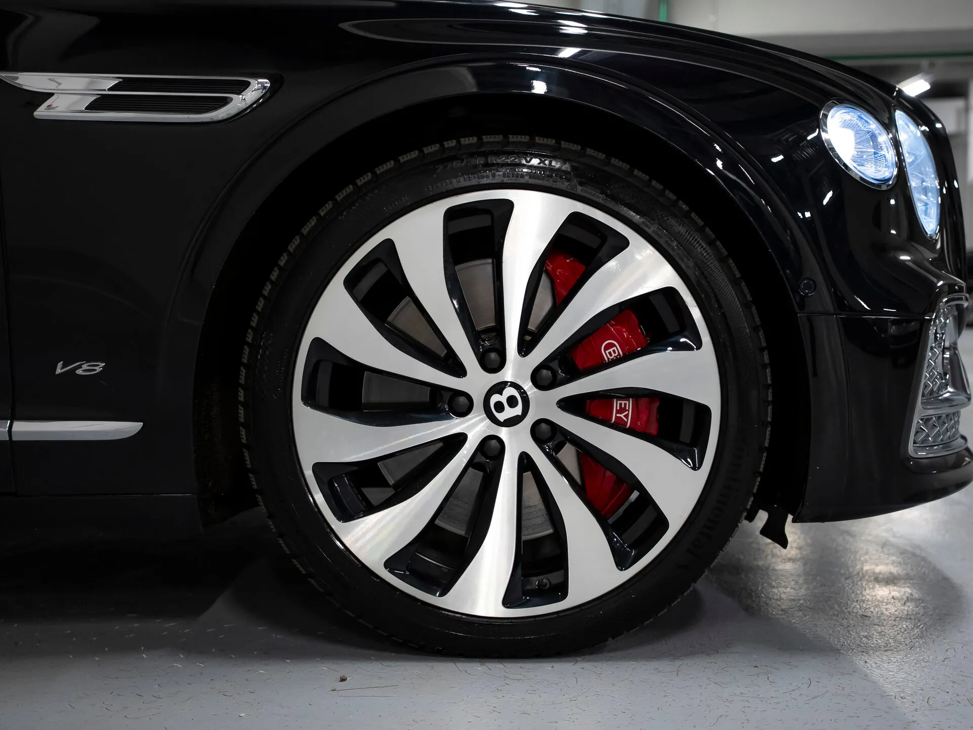 Bentley Flying Spur — 8