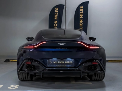 Aston Martin V8 Vantage, Iv - 10