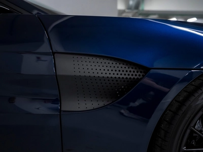 Aston Martin V8 Vantage, Iv - 8
