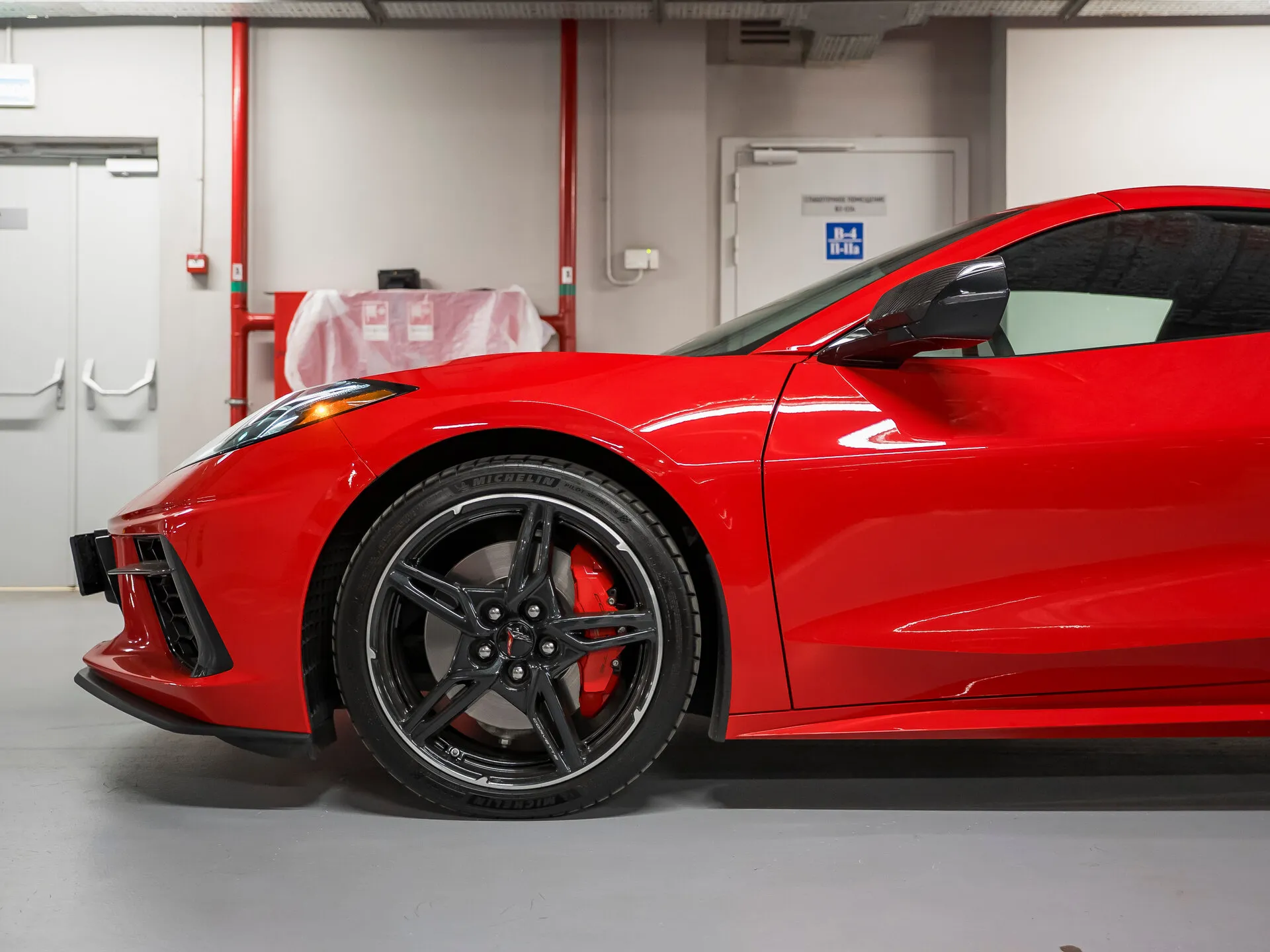 Chevrolet Corvette Stingray, C8 — 8