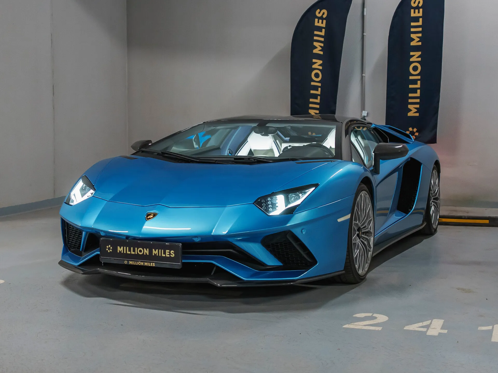 Lamborghini Aventador - Просмотр 1