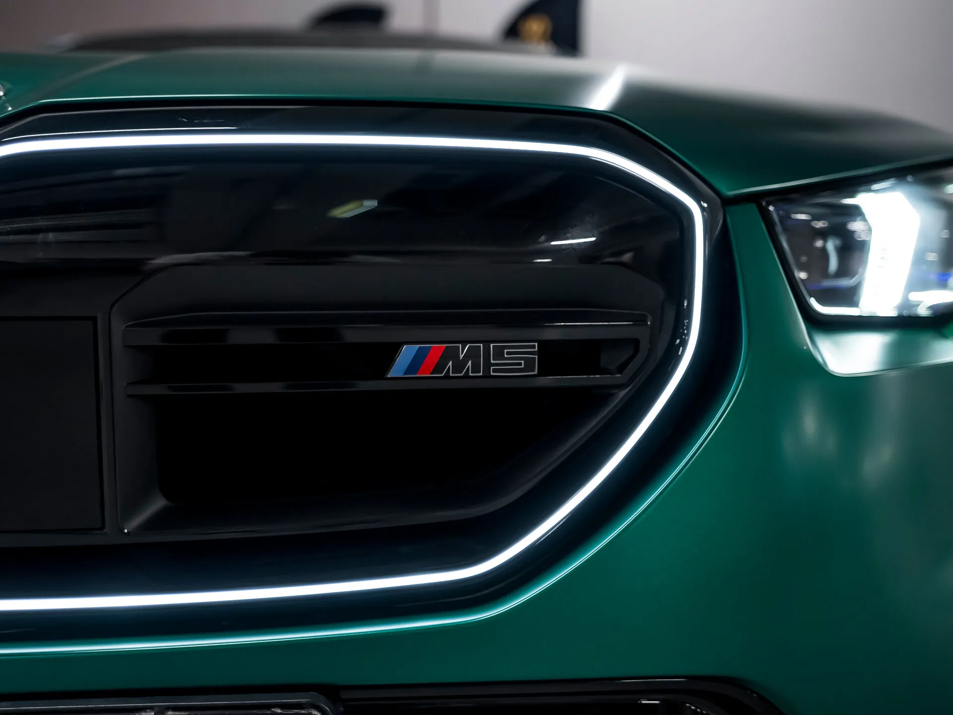 BMW M5 — 4