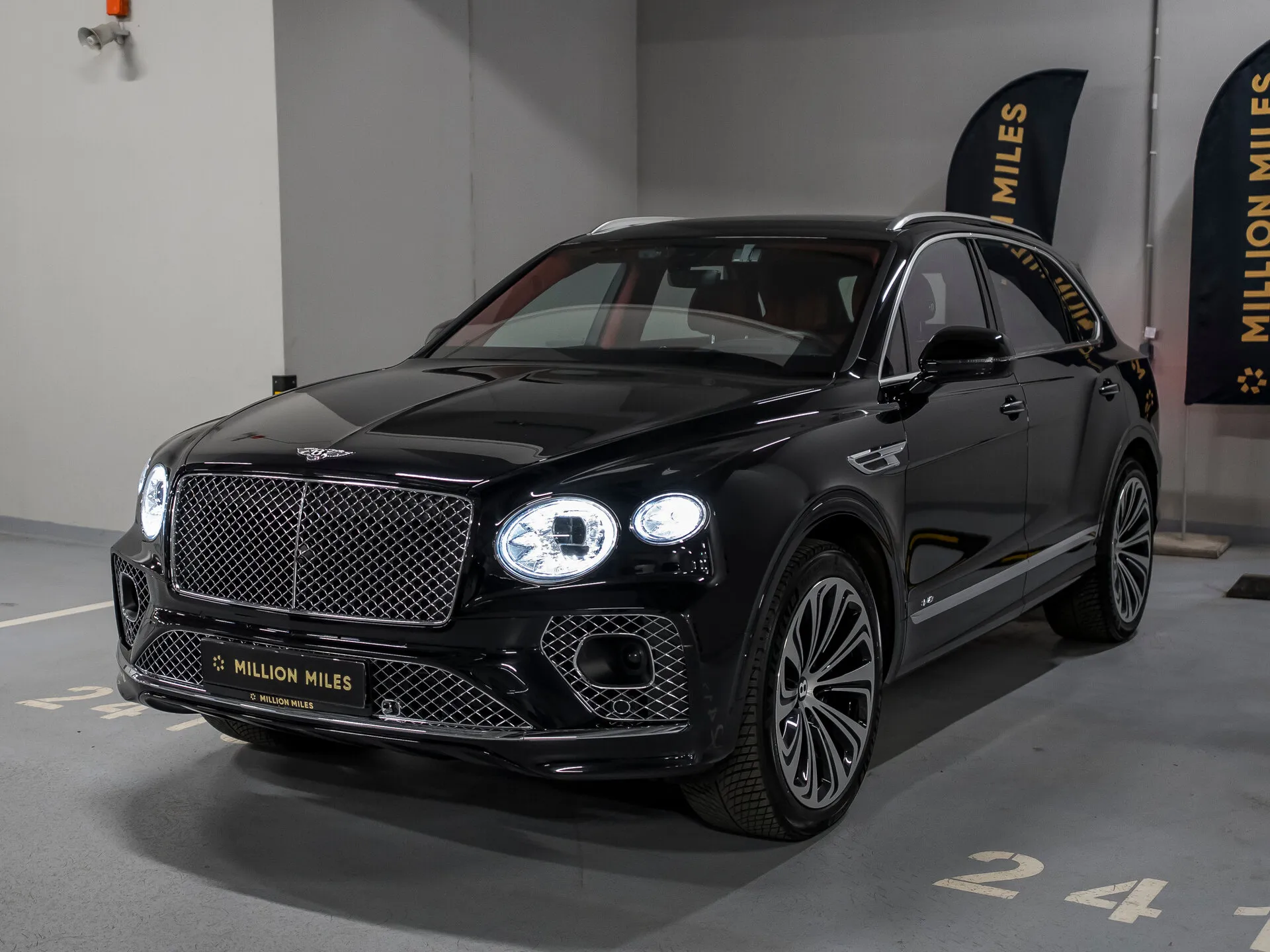 Bentley Bentayga - Просмотр 1