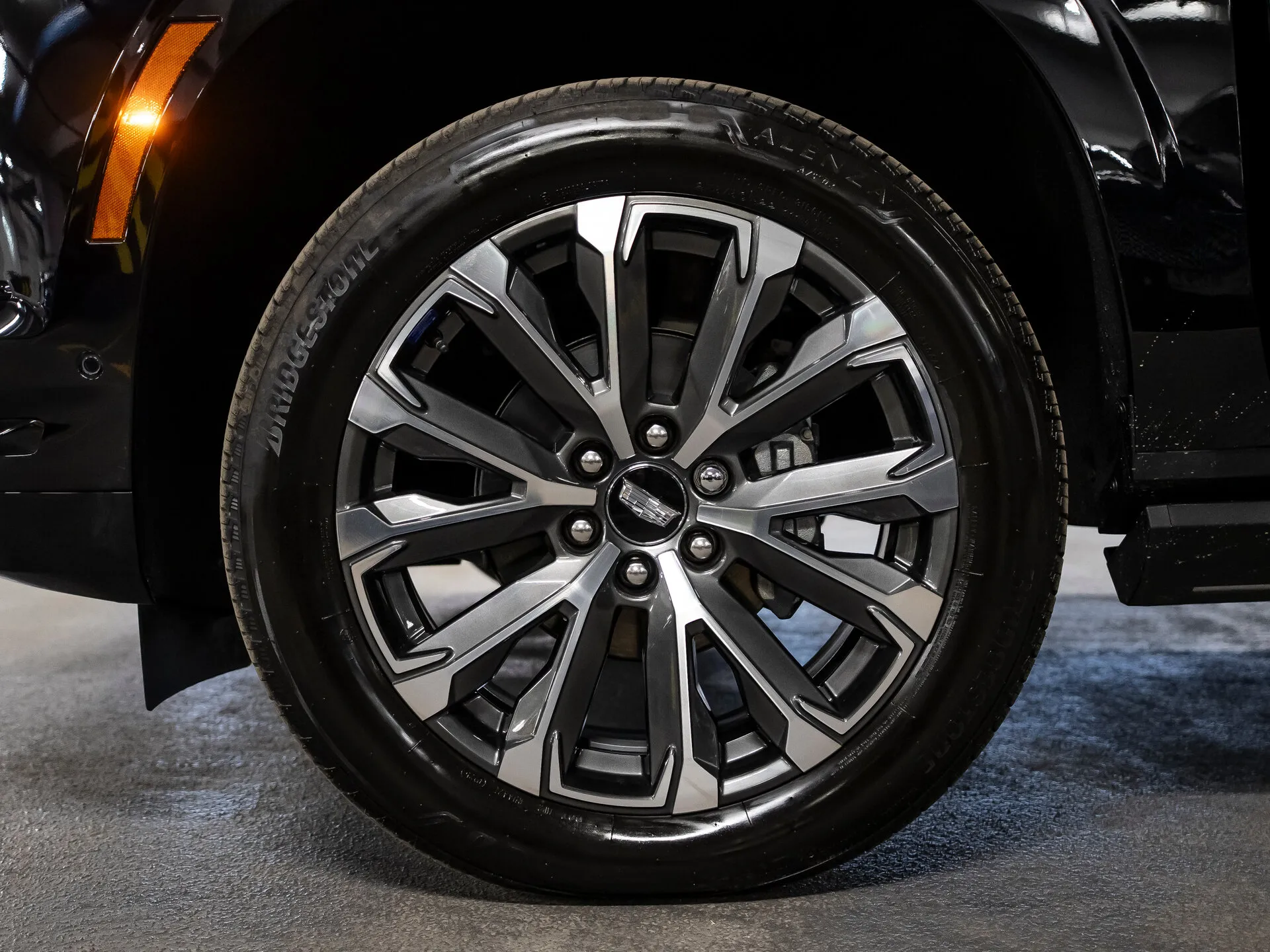 Cadillac Escalade — 6