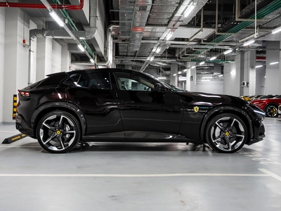 Ferrari Purosangue, I - 9