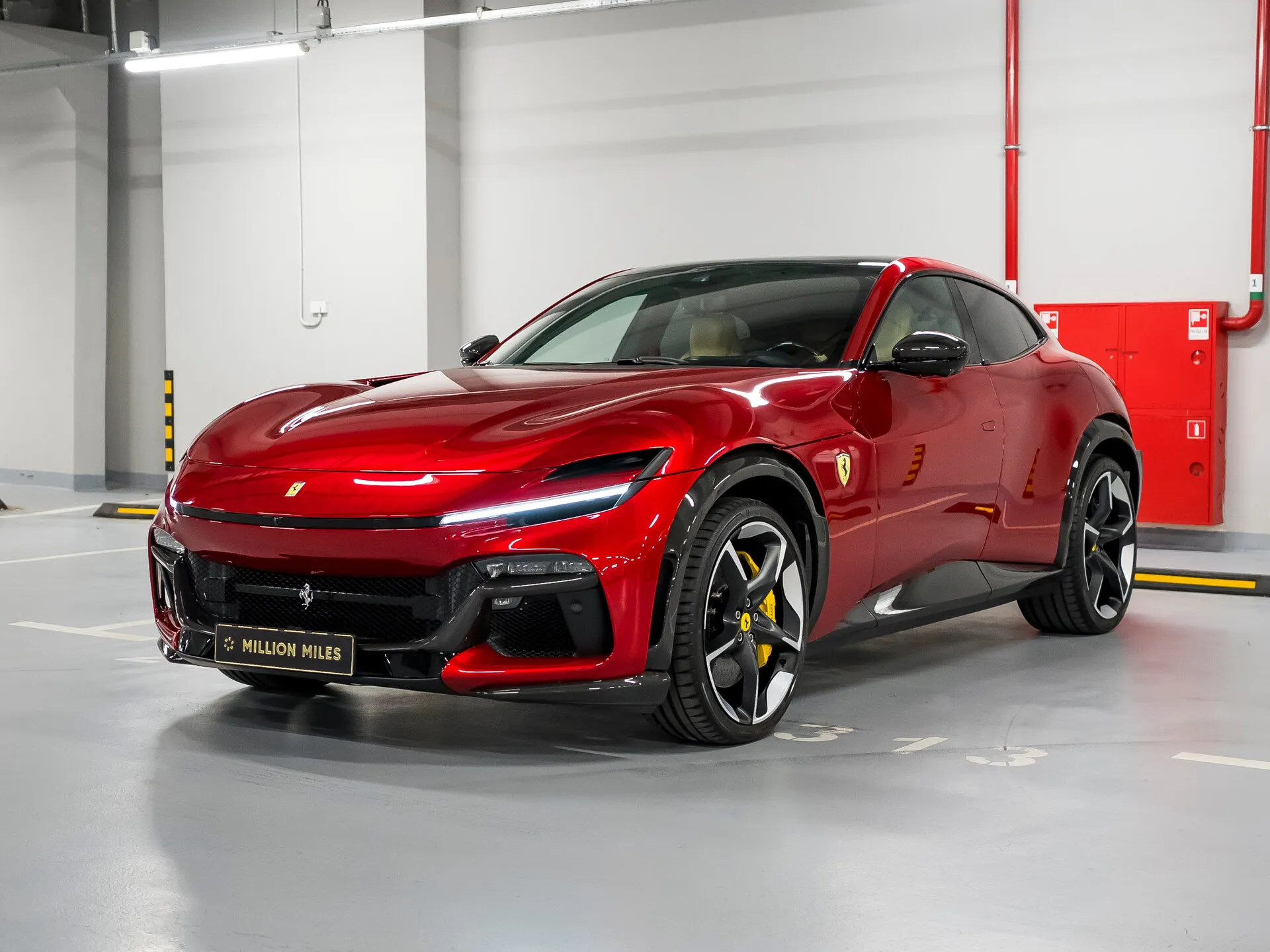 Ferrari Purosangue - Просмотр 1