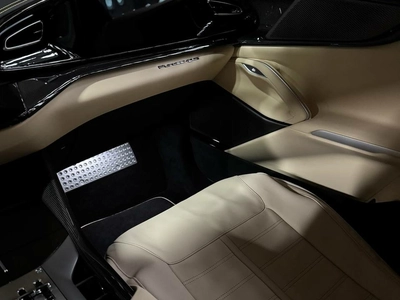 Ferrari Purosangue, I - 8