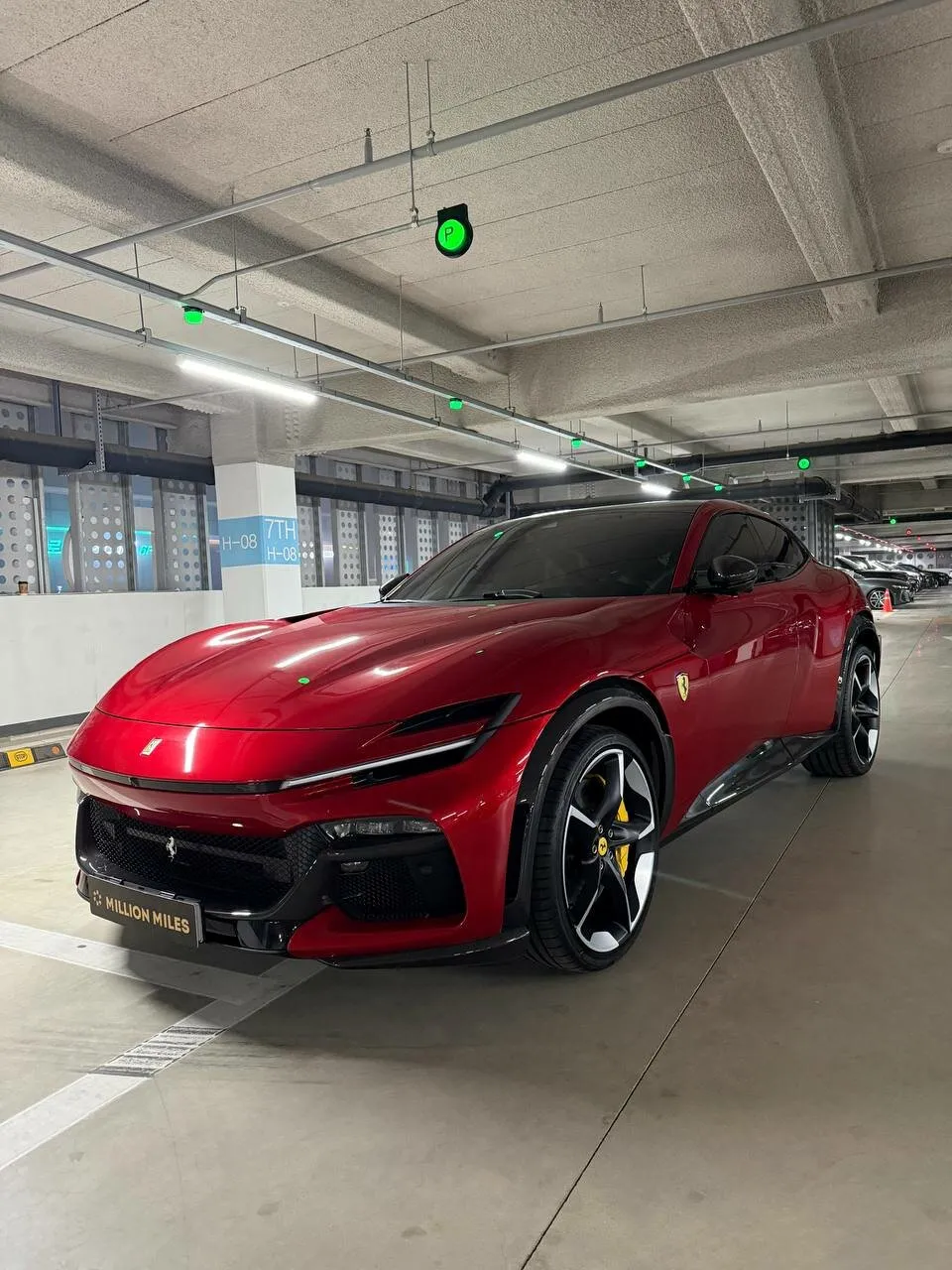 Ferrari Purosangue - Просмотр 1