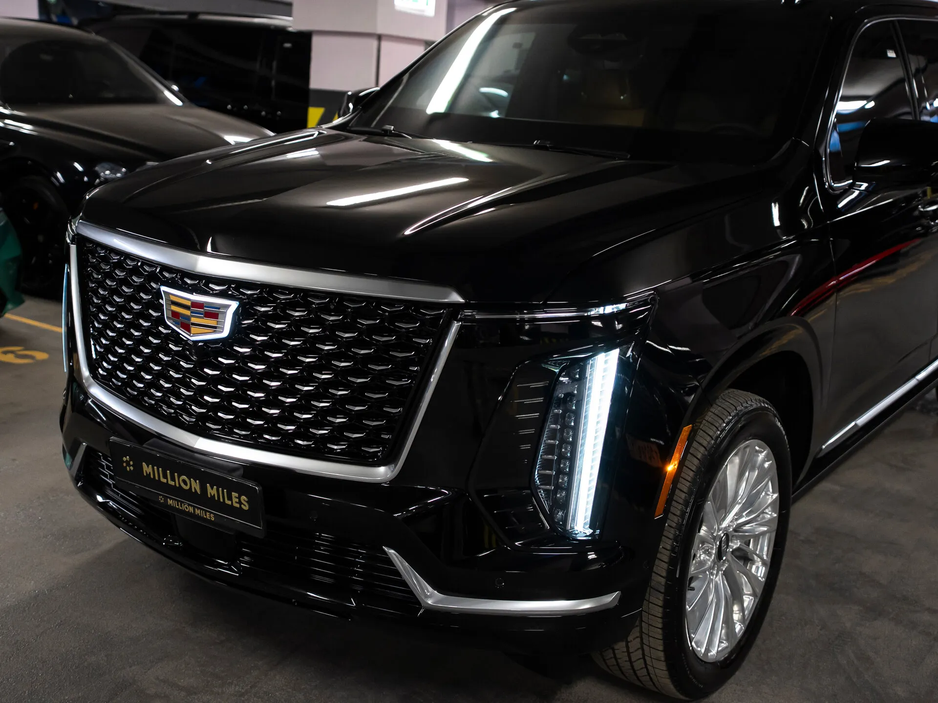 Cadillac Escalade — 6