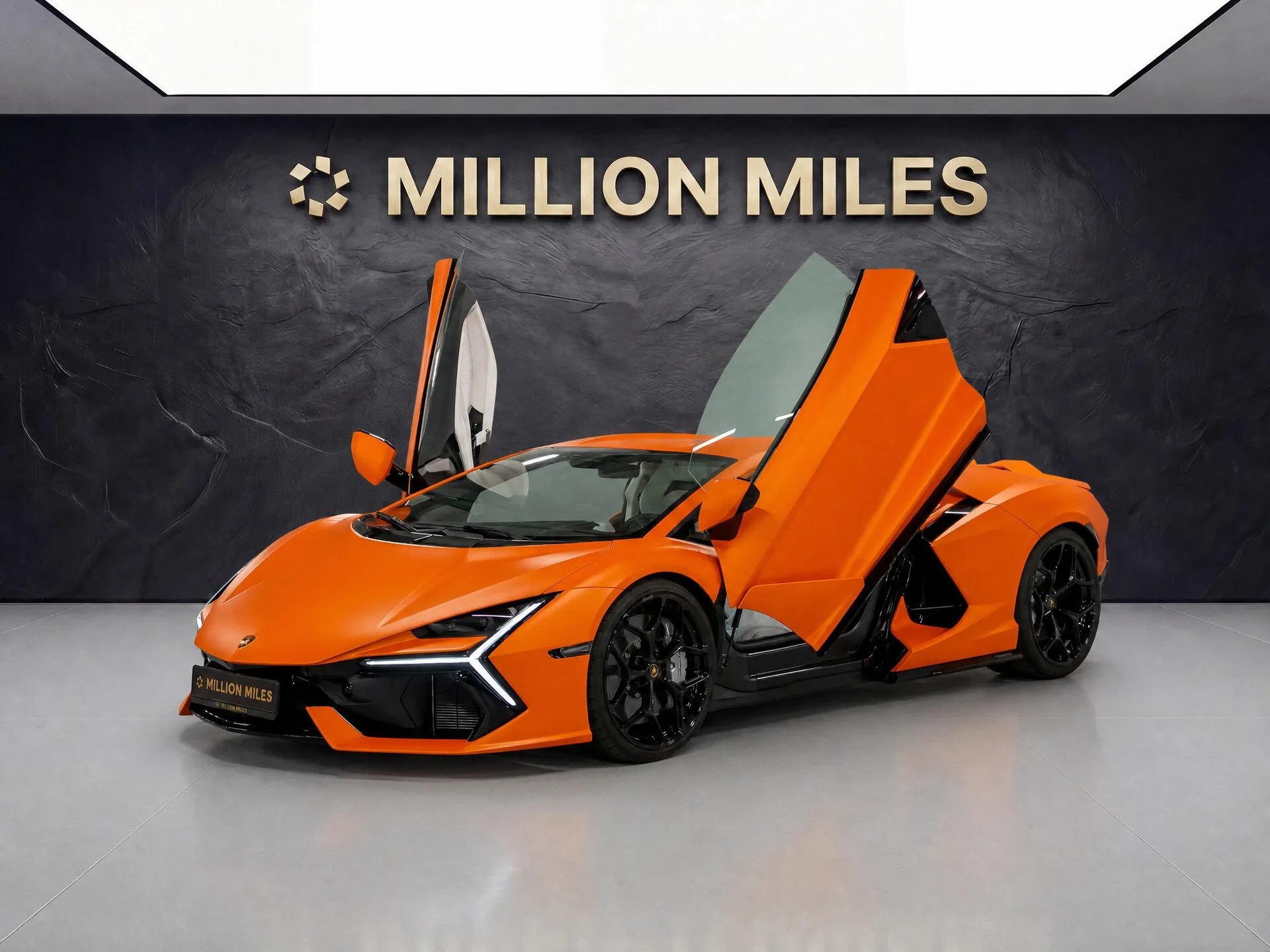 Lamborghini Revuelto - Просмотр 1