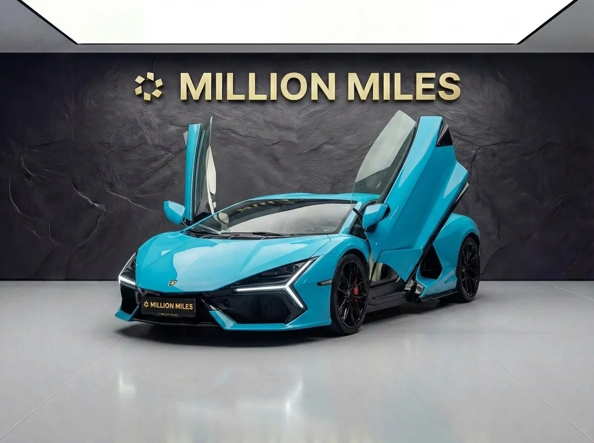 Lamborghini Revuelto - Просмотр 1
