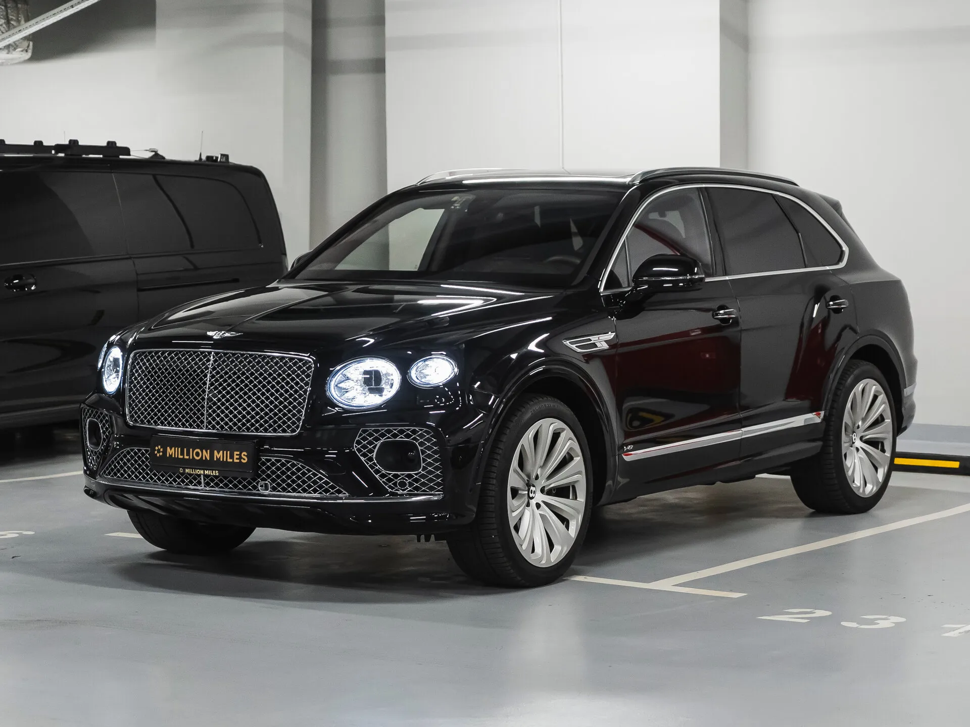 Bentley Bentayga - Просмотр 1