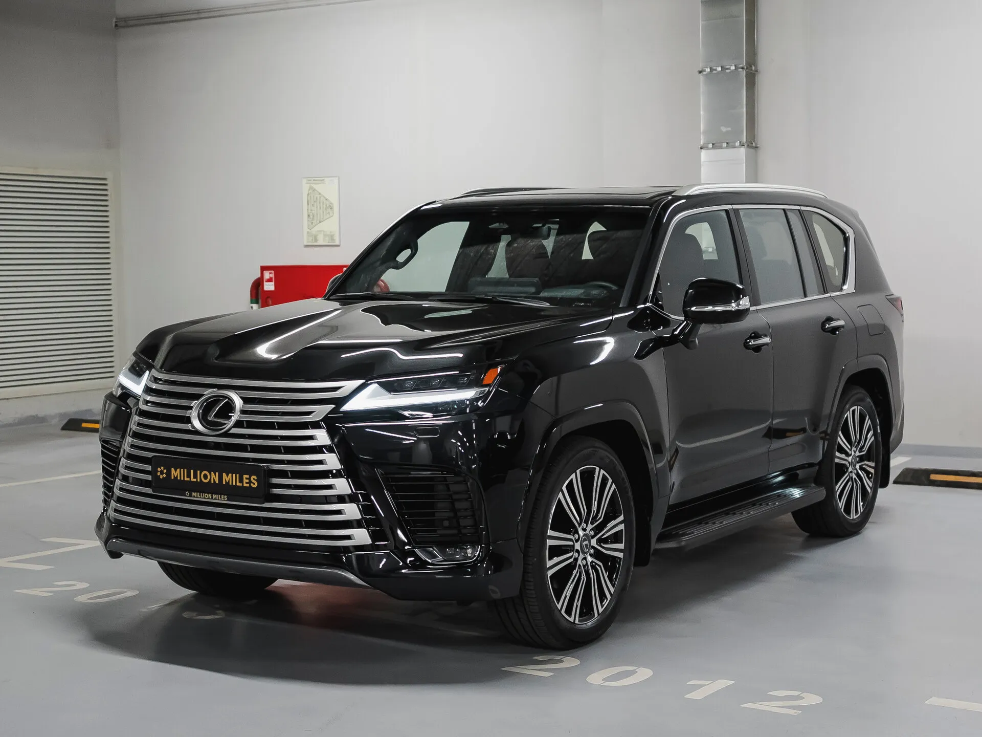 Lexus LX - Просмотр 1