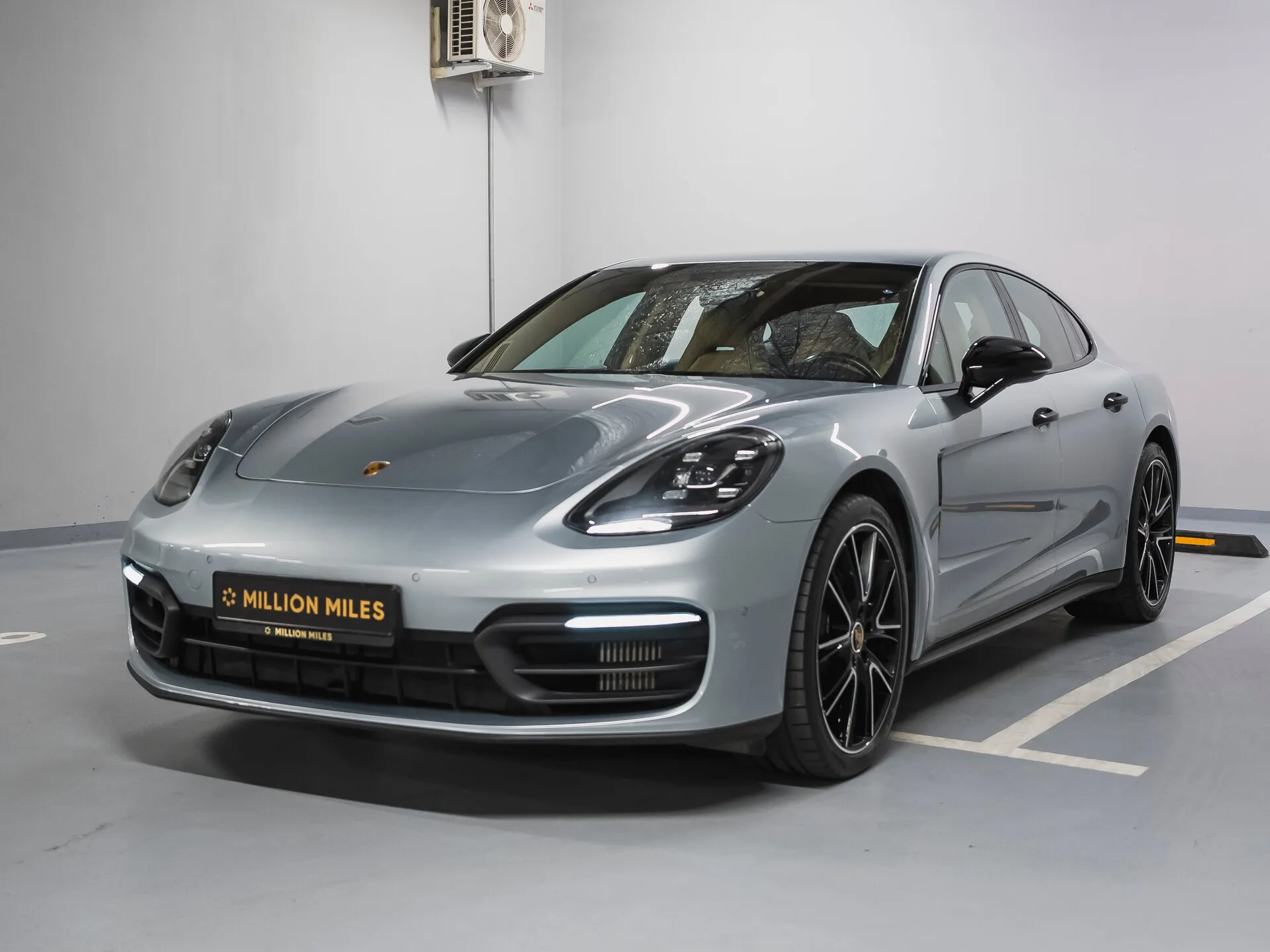 Porsche Panamera - Просмотр 1