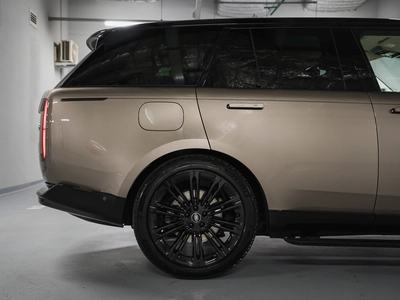 Land Rover Range Rover, V - 8