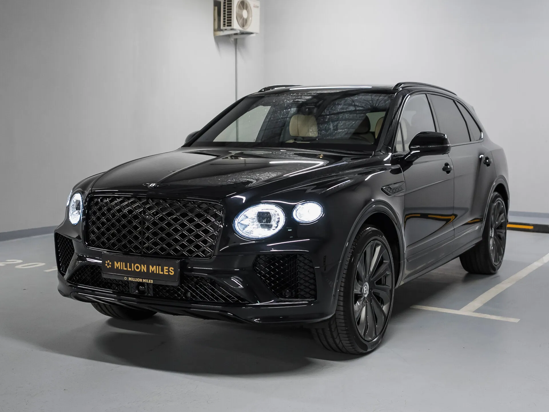 Bentley Bentayga - Просмотр 1
