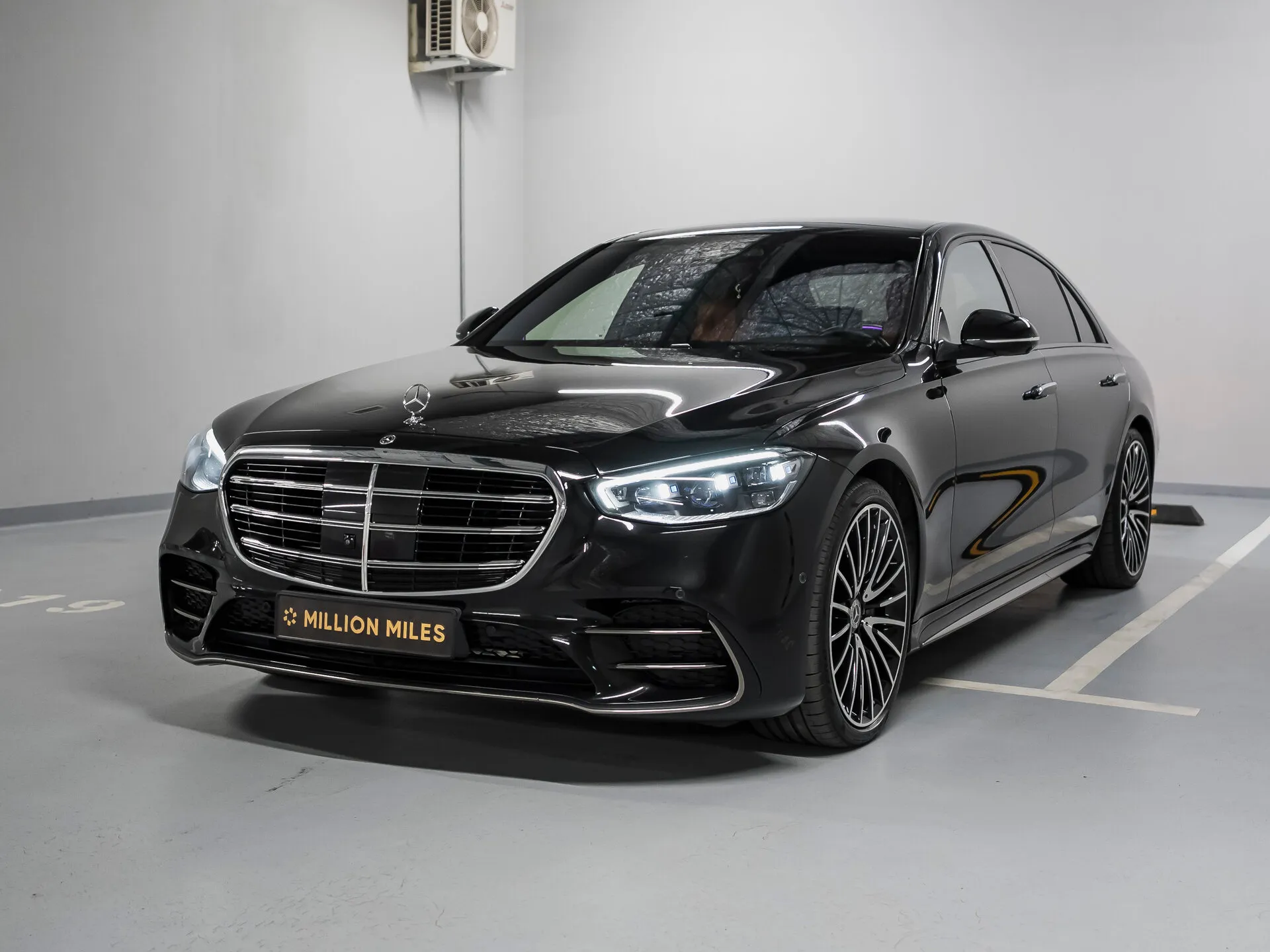 Mercedes-Benz S-Класс - Просмотр 1