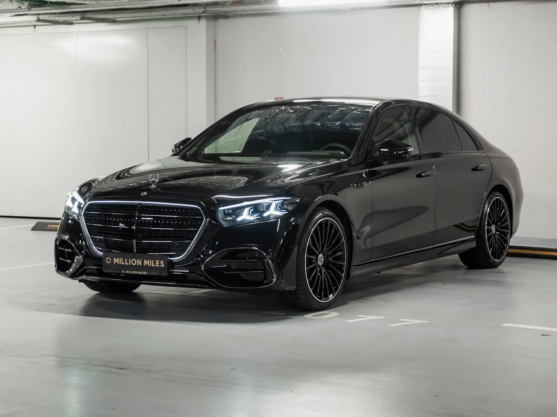 Mercedes-Benz S-Класс - Просмотр 1