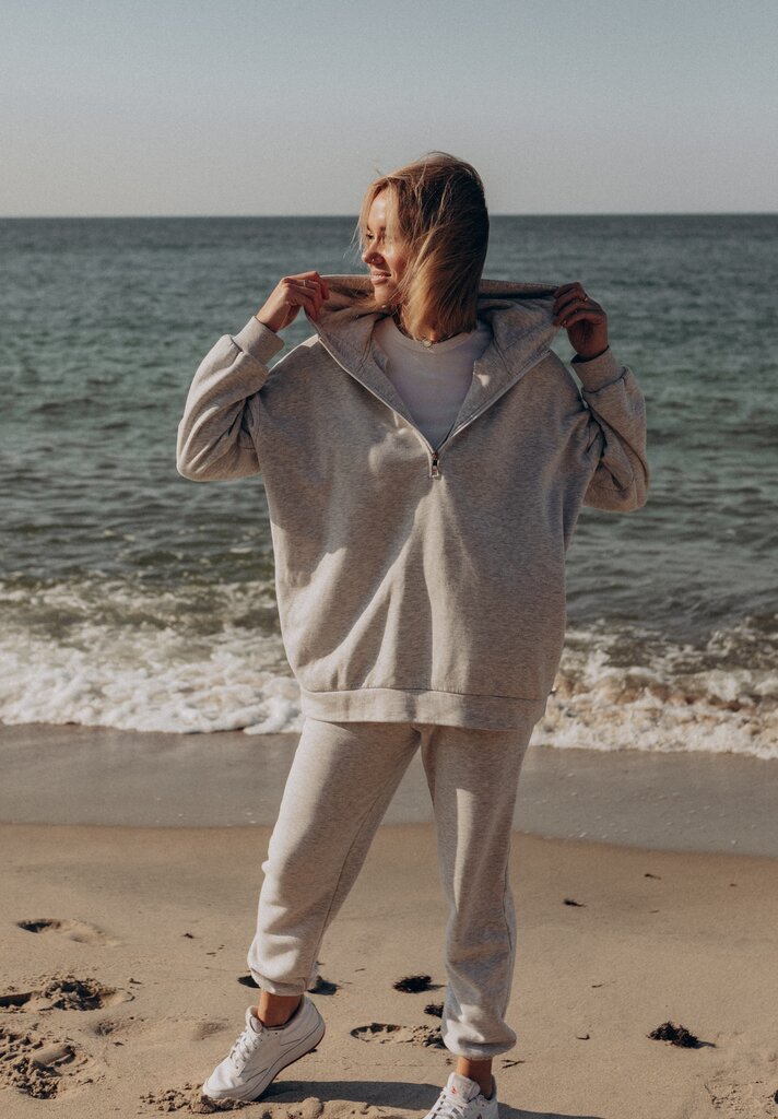 Костюм женский