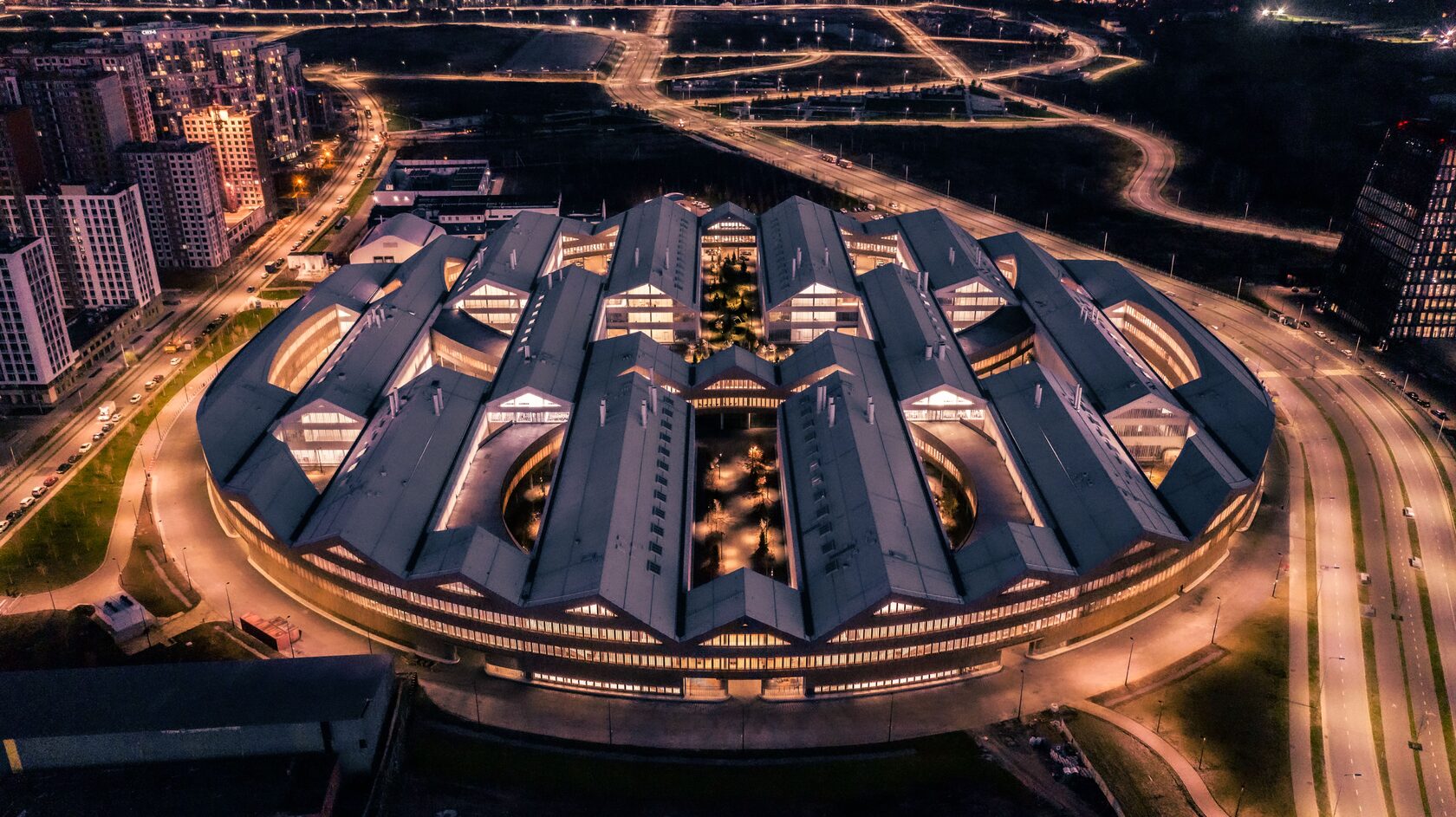 Сколтех разработал систему коммуникации роботов на естественном языке