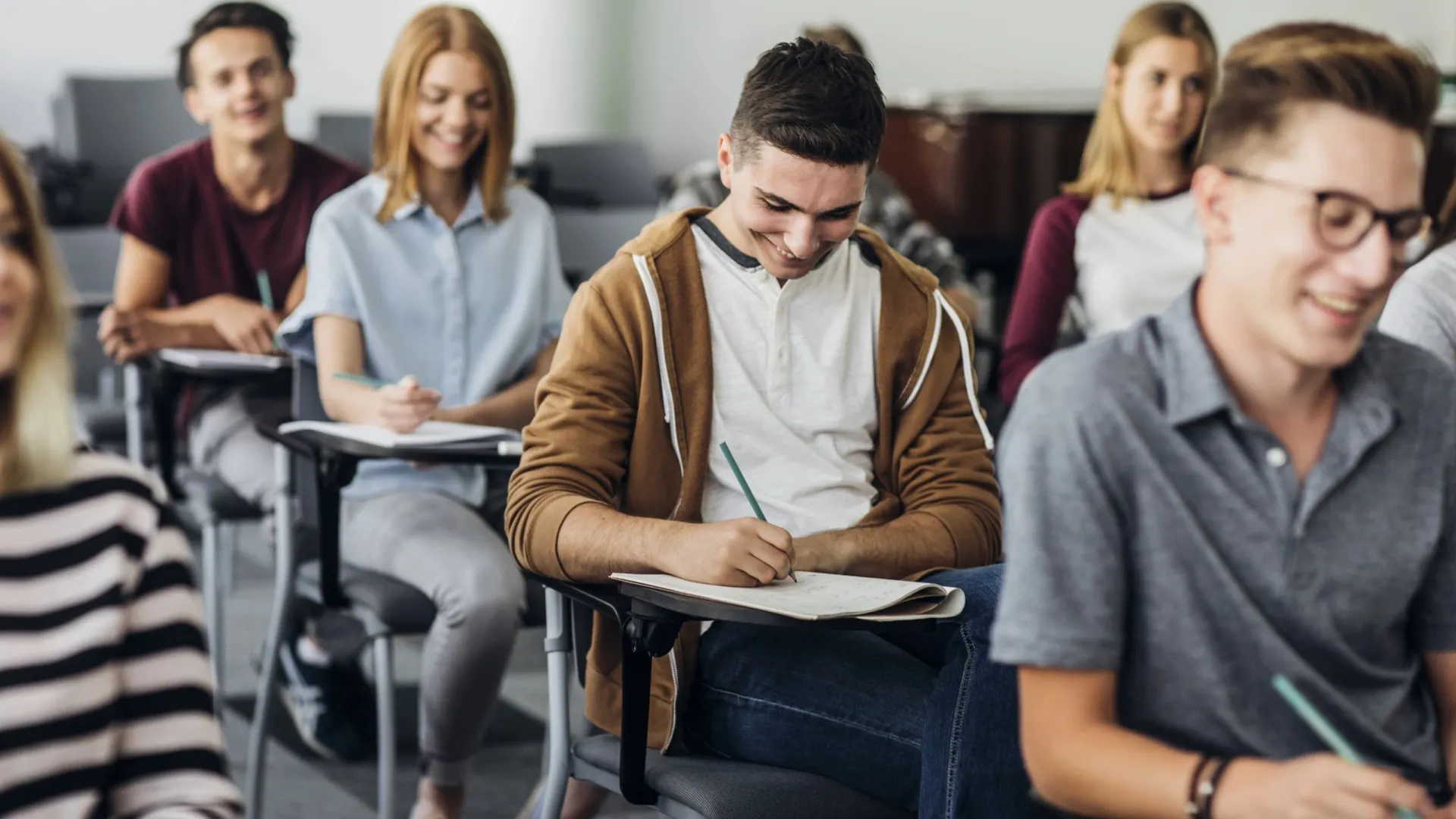 Студенты протестуют против курса, созданного с помощью ИИ