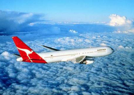 Qantas определит, могут ли телефоны вызвать крушение самолета