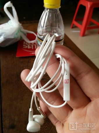  OnePlus One   Apple EarPods