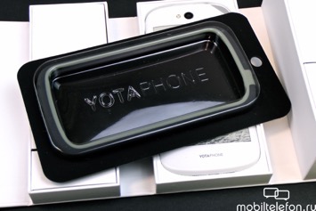   YotaPhone 2