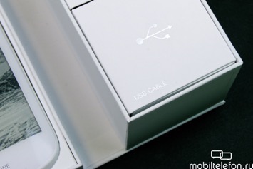 Распаковка белого YotaPhone 2