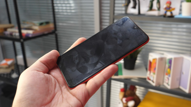  Samsung Galaxy A01:   Redmi 8A  Honor 8A