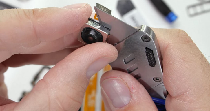 Вскрытие покажет: блогер разобрал 108-Мп сенсор Realme 8 Pro ножом