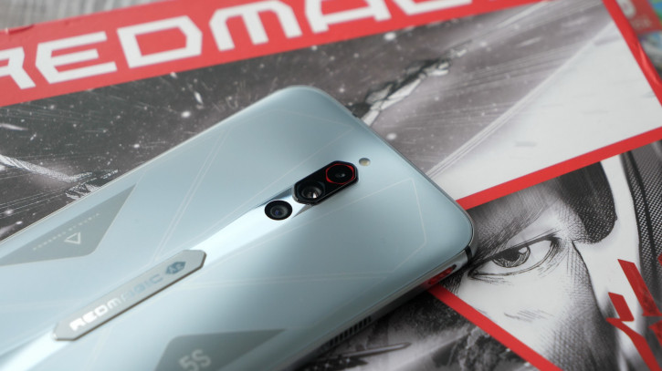  Red Magic 5S  ZTE:  Fan Edition