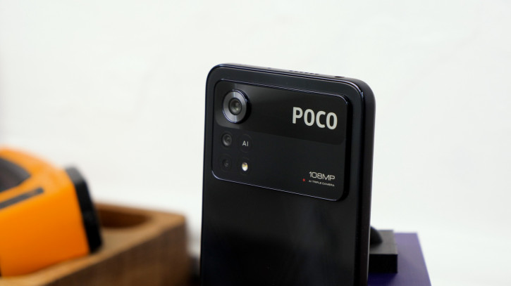   Poco X4 Pro 5G:   