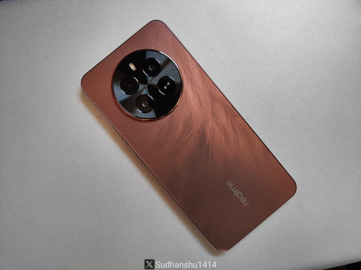  : Realme P1        