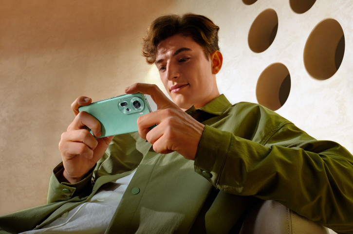 OPPO Reno 11 и Reno 11F приходят в Россию: цена и стартовые скидки