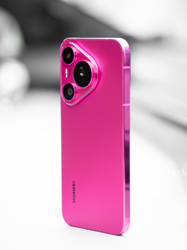 Huawei Pura 70, 70 Pro, 70 Pro+ и 70 Ultra в мега-подборке живых фото