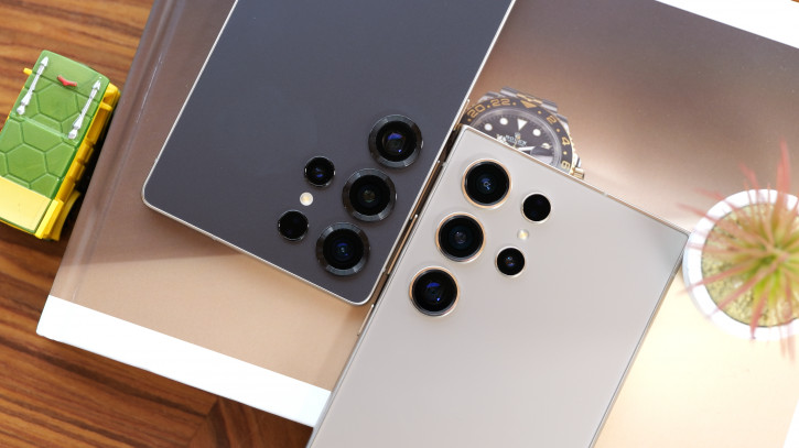  Samsung Galaxy S25 Ultra:    