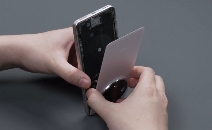 OPPO Find X8 Ultra    :   