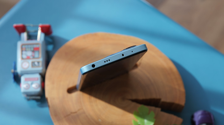 Xiaomi Redmi Note 14 4G:  