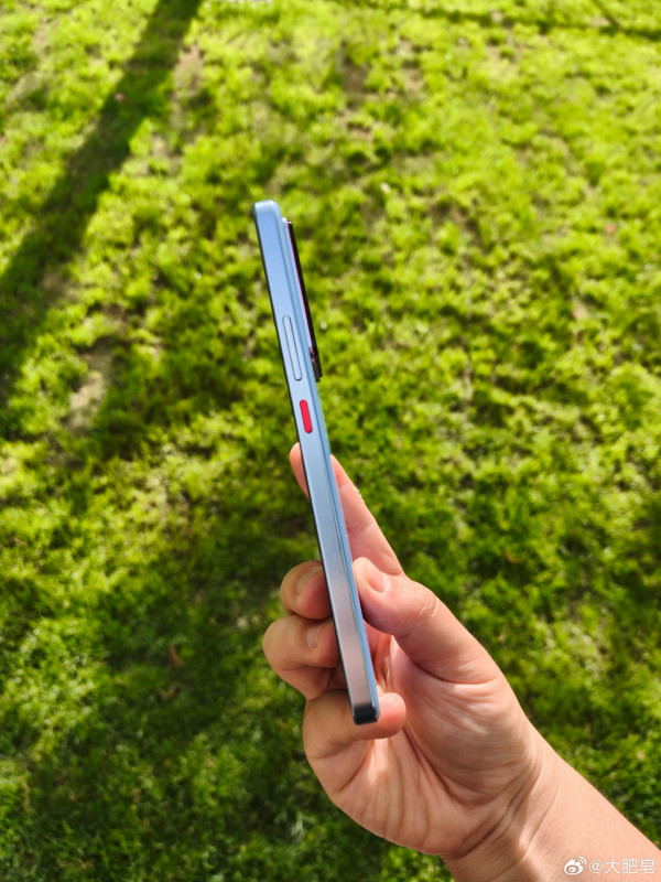 Realme GT 7         