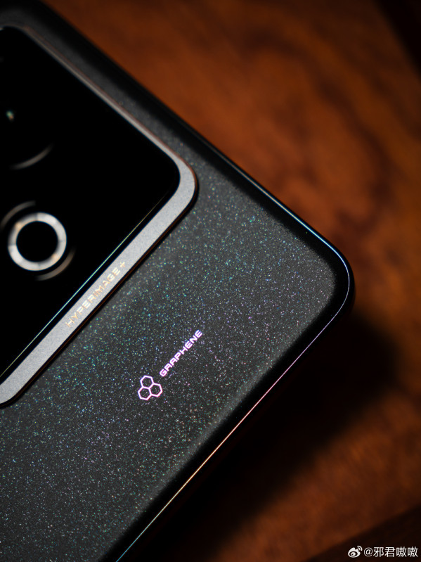 Realme GT 7         