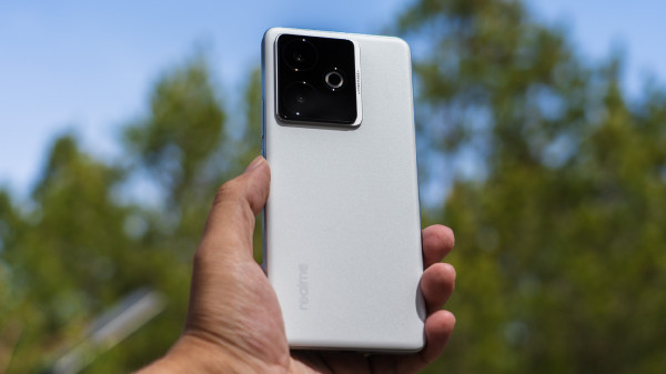 Realme GT 7         