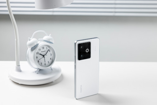 Realme GT 7         
