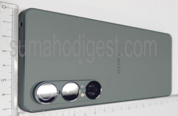   Sony Xperia 1 VII:  !