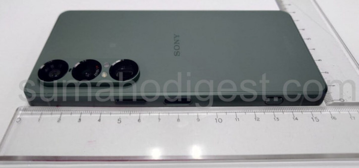   Sony Xperia 1 VII:  !