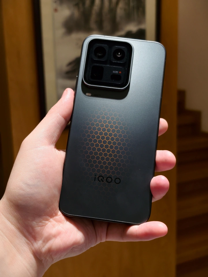 Топ-10 самых мощных в мире смартфонов по версии AnTuTu: март 2026